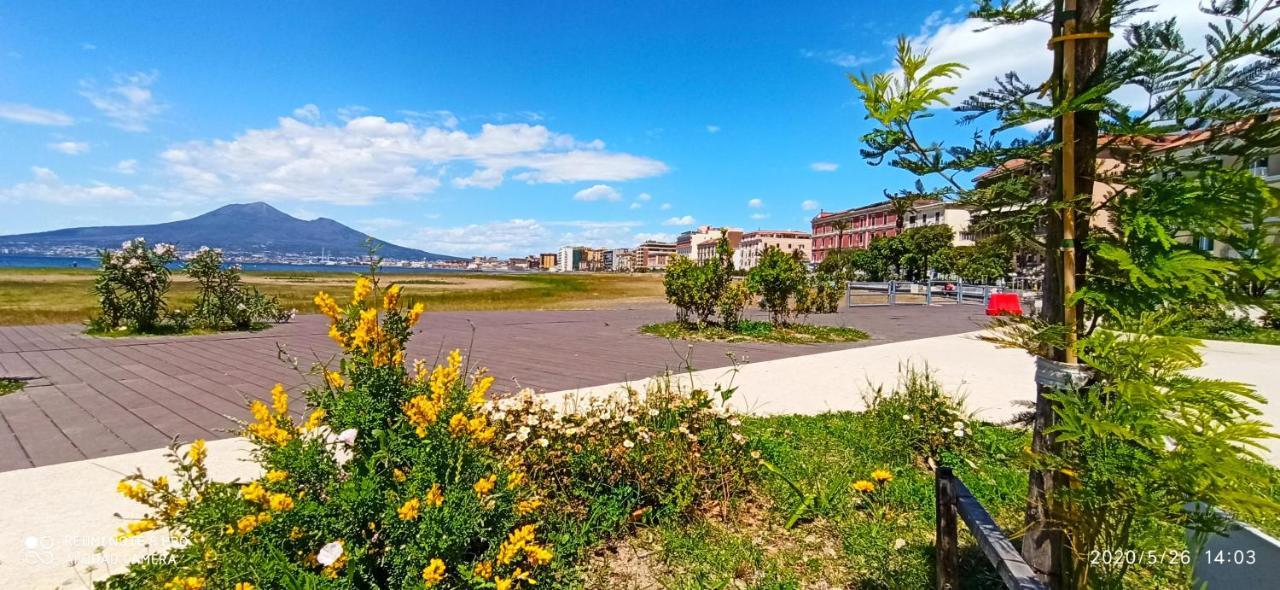 La Villa Degli Dei - Guest House Castellammare di Stabia Kültér fotó