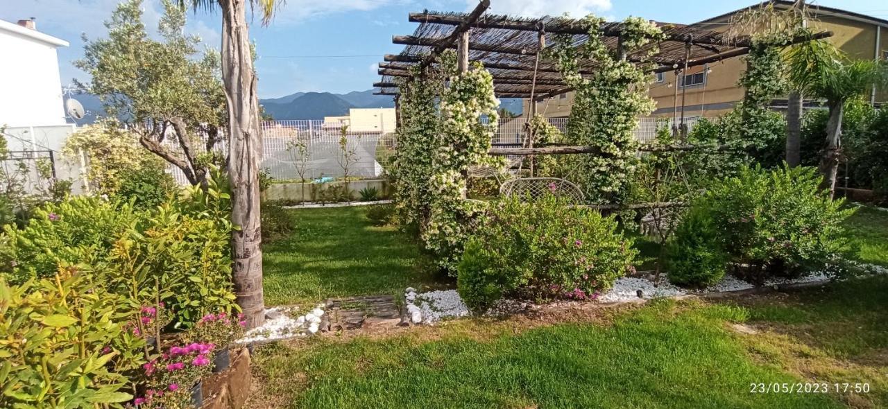 La Villa Degli Dei - Guest House Castellammare di Stabia Kültér fotó