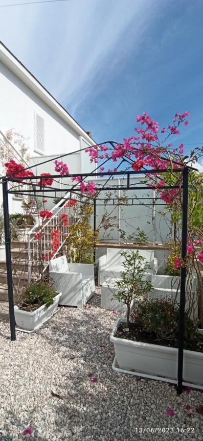 La Villa Degli Dei - Guest House Castellammare di Stabia Kültér fotó
