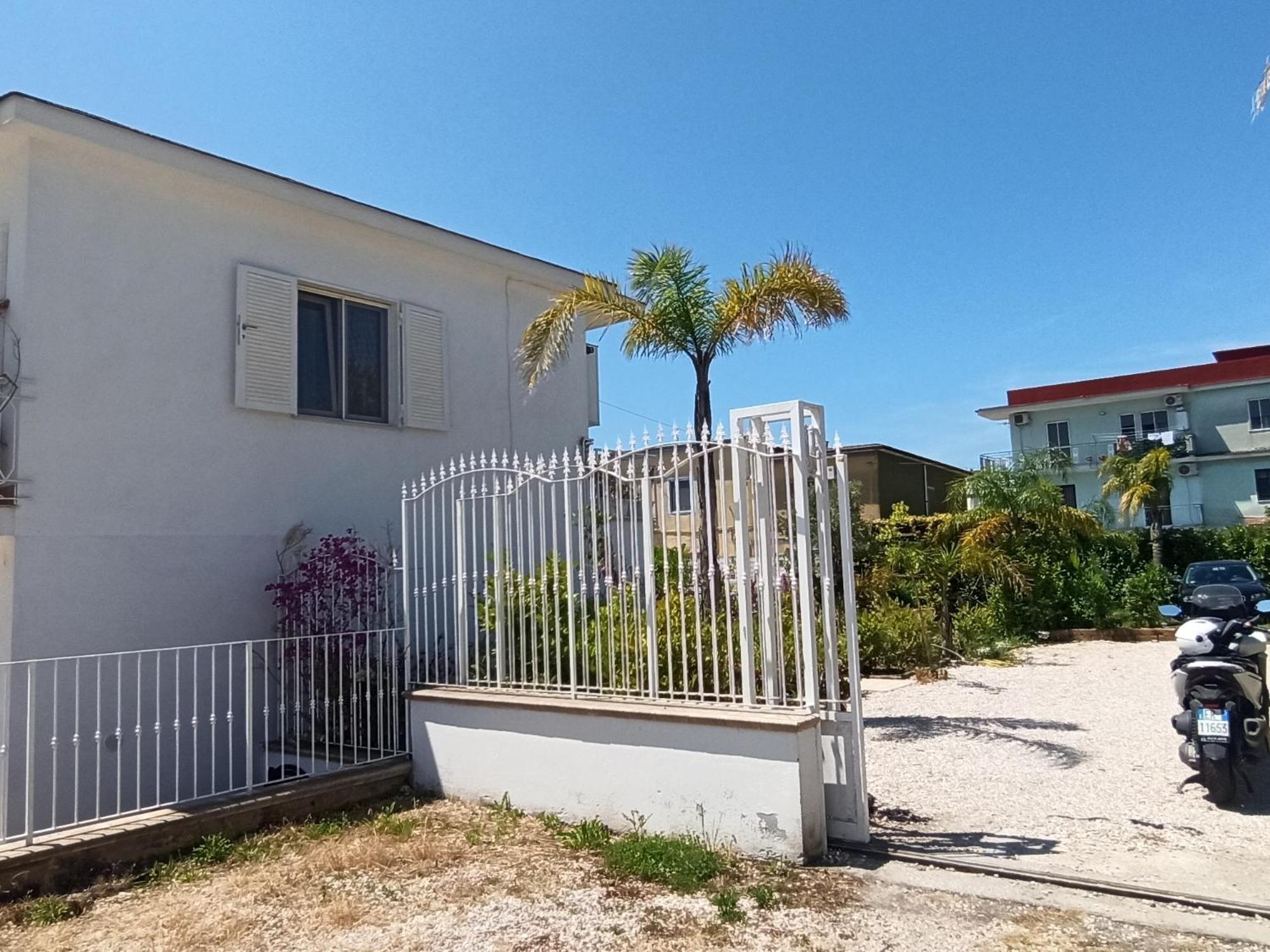 La Villa Degli Dei - Guest House Castellammare di Stabia Kültér fotó
